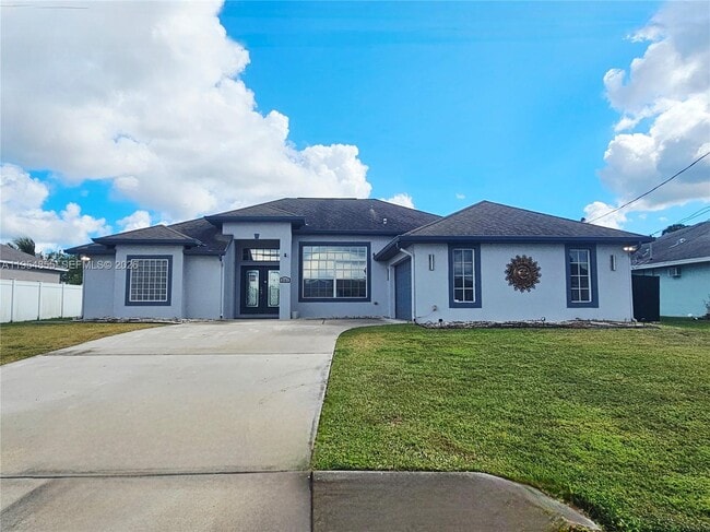 Photo - 2161 SW Imperial St