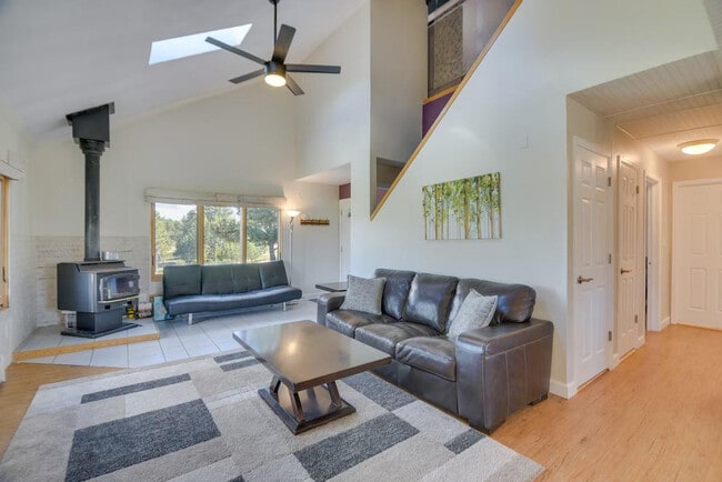 Photo - 465 Springmeadow Way Unit ID1385702P