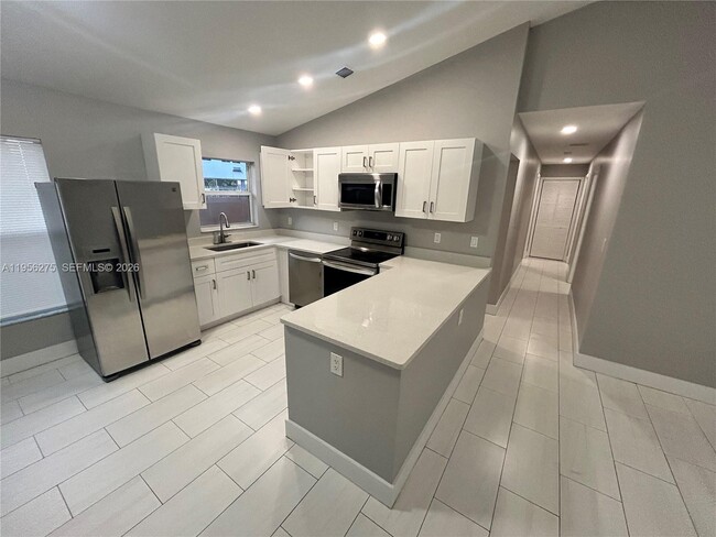 Photo - 1724 NW 1st Pl