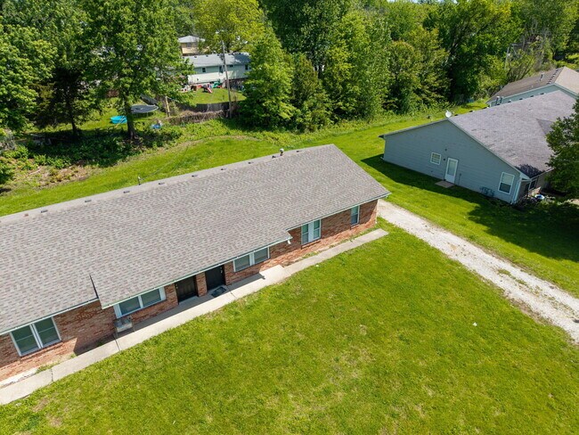 Photo - 2601 E Oakbrook Dr
