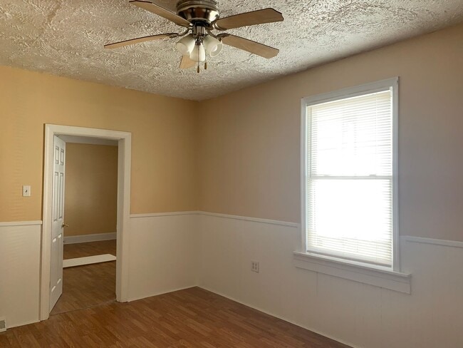 Photo - One Level House with Covered Front Porch