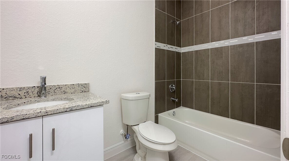 Photo - 5003 Squaw Ln