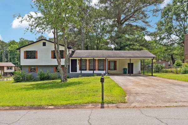 Photo - 2149 Indian Hill Rd House