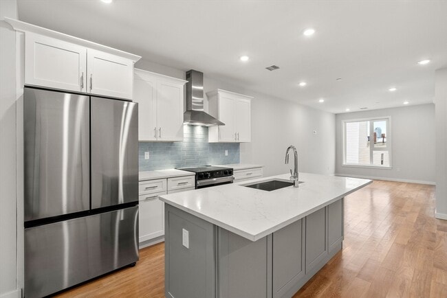 Photo - 267 Old Colony Ave Condo Unit 411