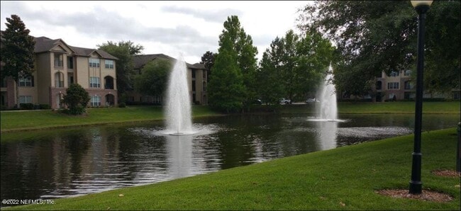 Photo - 7800 Point Meadows Dr Unidad 1028