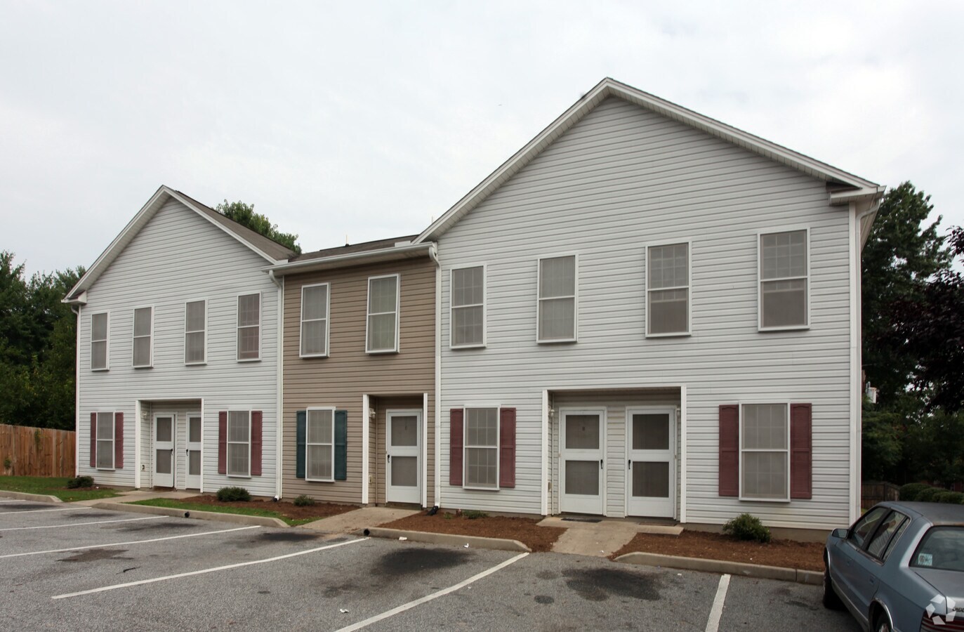 Photo - Woodland Village Apartments