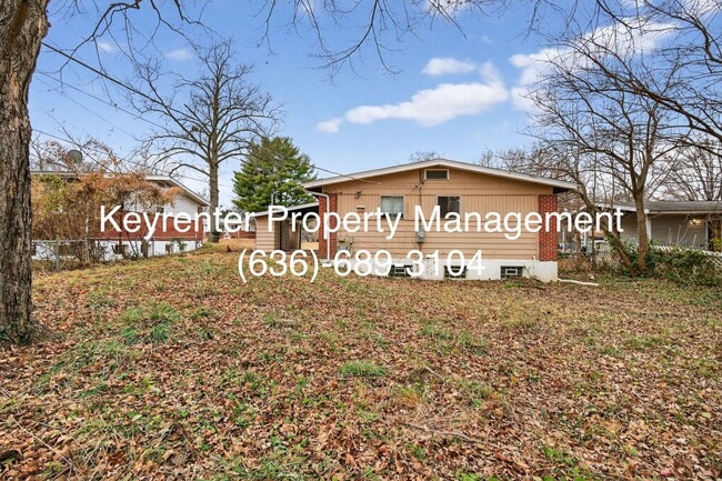 Photo - Updated 3-Bedroom Home with Fenced Yard in Florissant