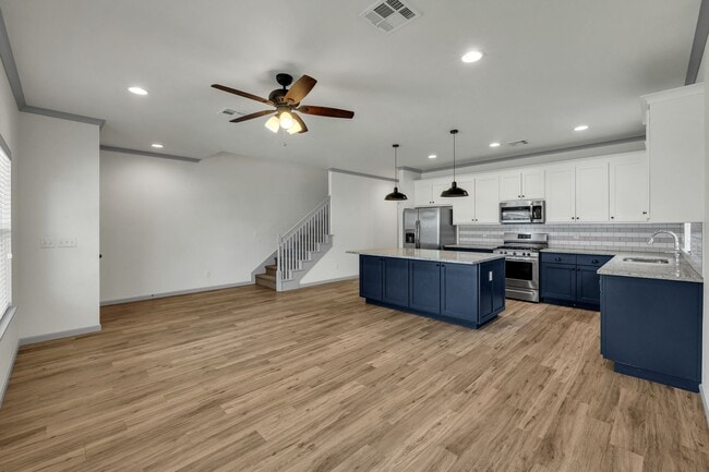 Photo - P.57 Kode Properties LLC 3507 - 3509 Unit 3507