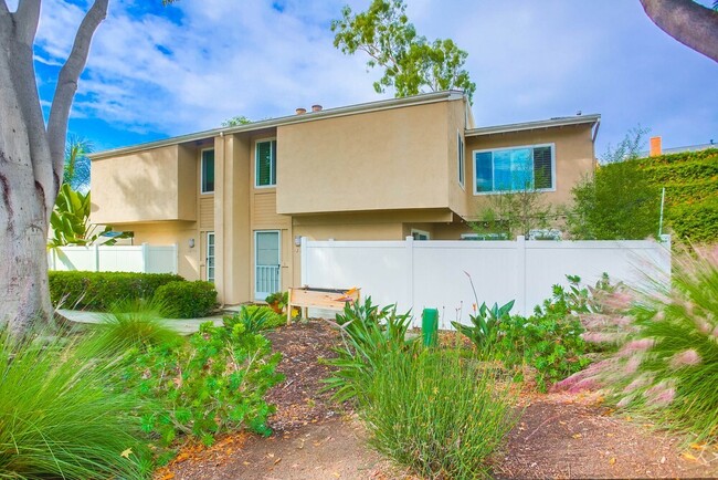 Building Photo - 1228 Evergreen Dr Rental