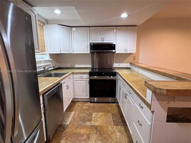 Photo - 1034 Euclid Ave Unit 1034