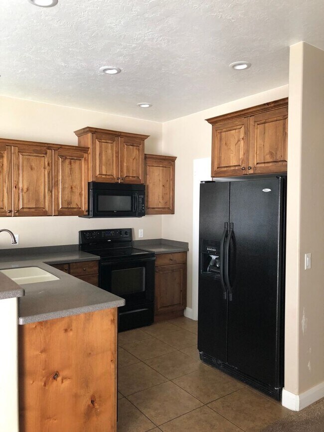 Photo - Charming Cedar City Townhome