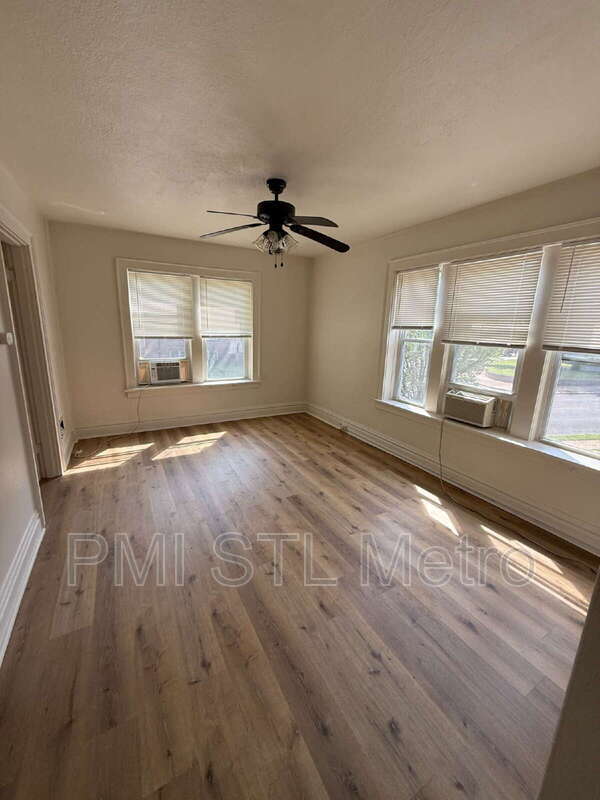 Photo - 3883 Meramec St Unit Apt 201