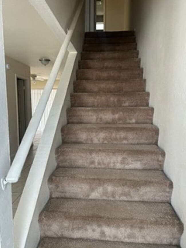 Photo - 10567 Chalmer St