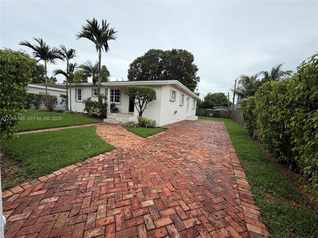 Photo - 6746 SW 32nd Terrace