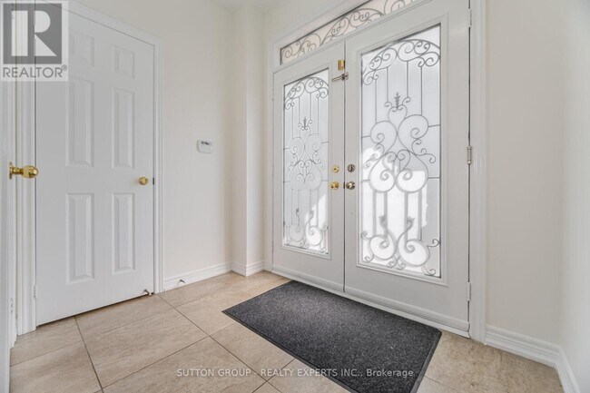 Photo - 5 Freedom Oaks Trail