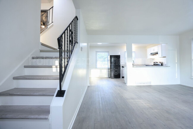 Building Photo - 5115 N 60th St Rental