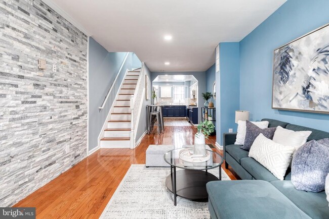 Photo - 112 N Decker Ave
