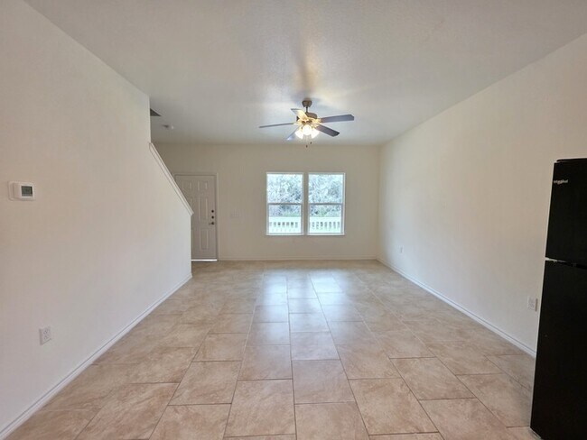 Photo - 6110 White Oak Dr