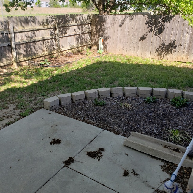 Photo - 2315 S White Oak Dr