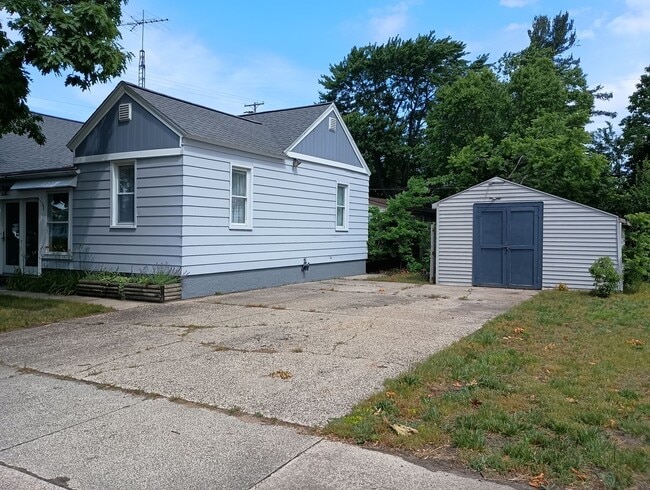 Photo - 320 S Griffin St