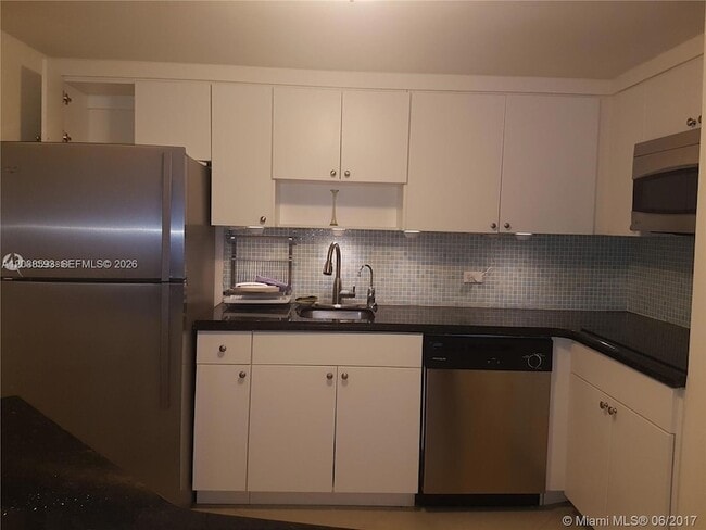 Photo - 801 Brickell Bay Dr Unit 765