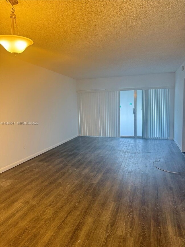 Photo - 7981 S French Dr Unidad 2-203