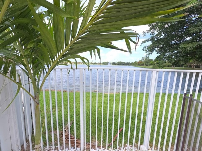 Photo - 5220 NW 53rd Ave