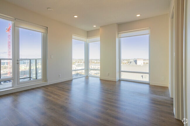 Interior Photo - deVille at Quarry Park