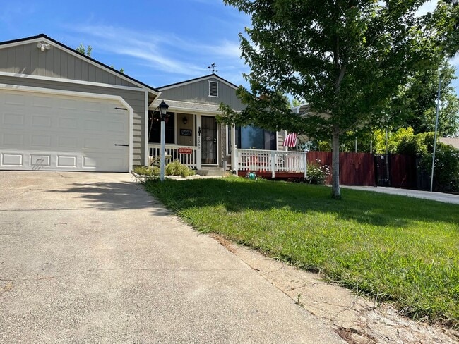 Charming & Unique Fair Oaks Home with Deta... - Charming & Unique Fair Oaks Home with Deta...