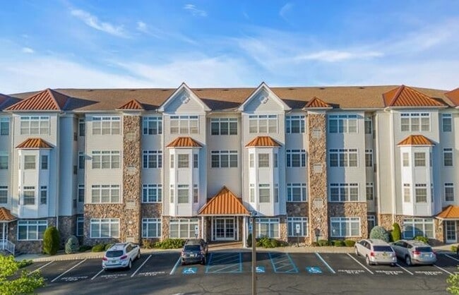 Building Photo - UTizab