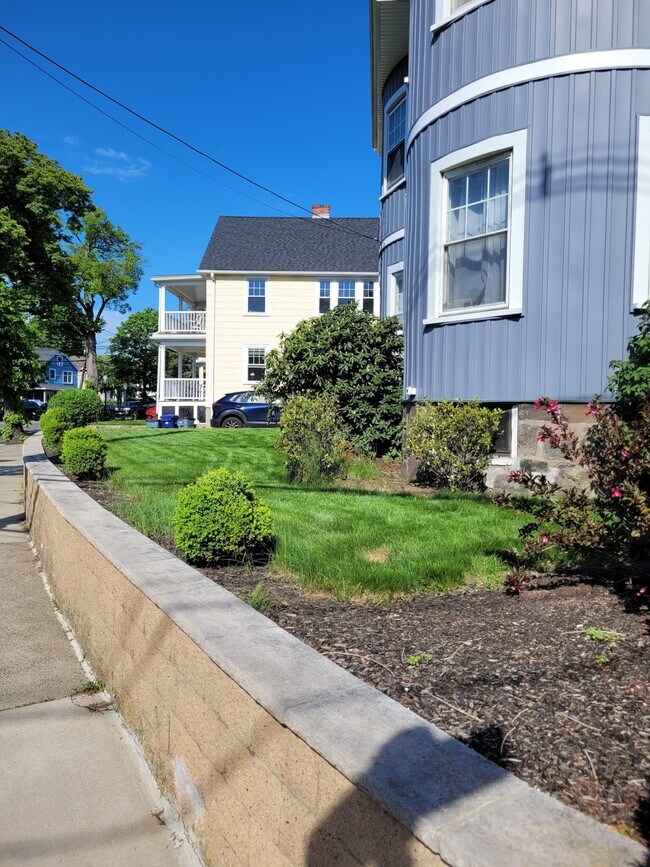 Photo - 159 Parsons St Unit 2