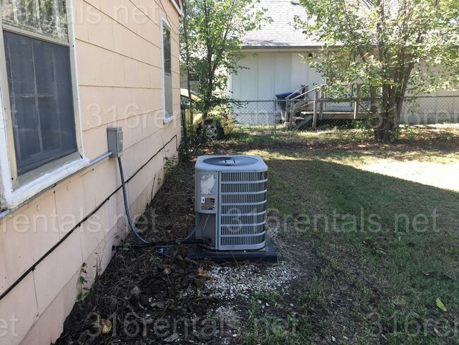 Photo - $775 - 2 bed 1 bath - Single Family Home