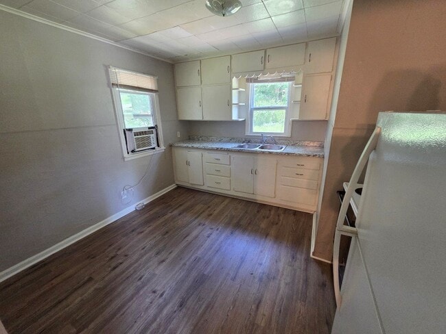 Photo - 2922 NE Cates St Unit 2922 NE Cates