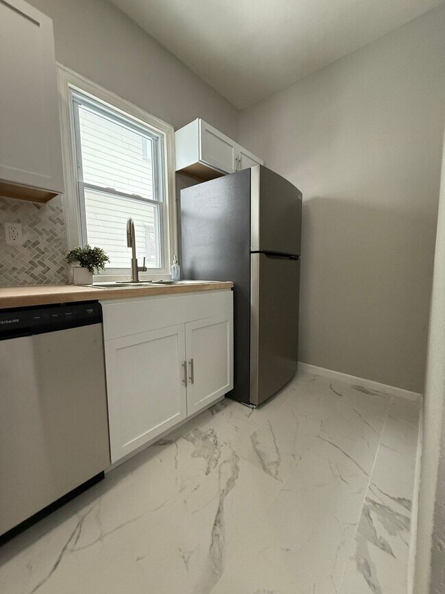 Photo - 1446 S 11th St Unit 2