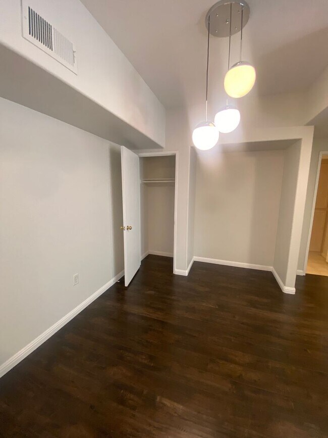 Photo - Nice 1 bedroom located on the South Strip at Silverado Ranch