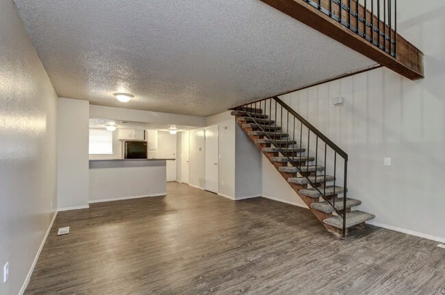 Ashley Park Townhomes & Apartments