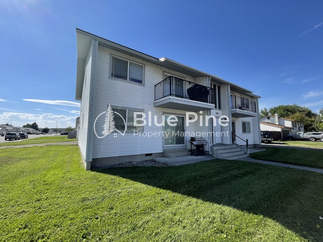 672 Foster Dr