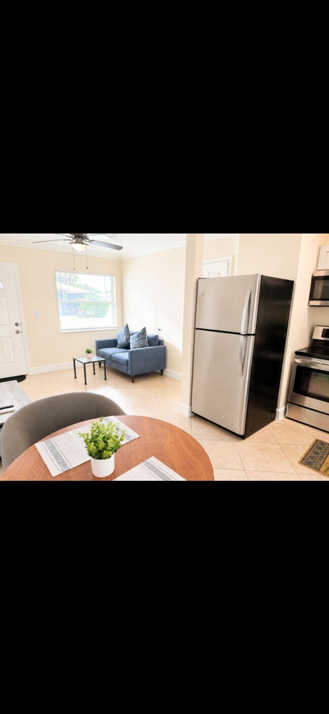 Photo - 141 72nd Ave Unidad 205 72nd Avenue  2