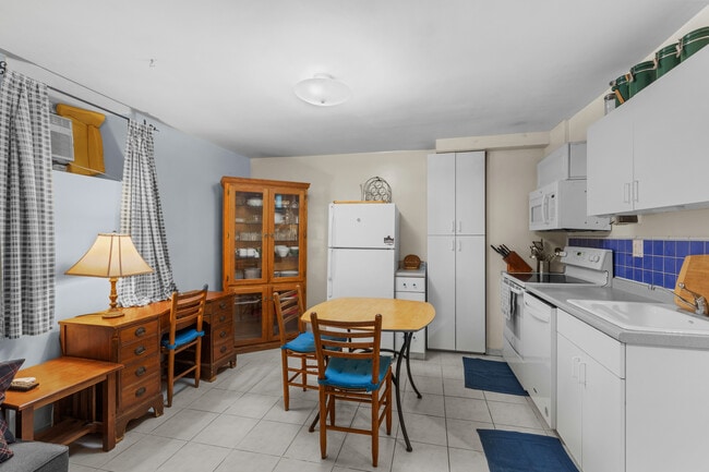 Photo - 56 Hobson St Unit G