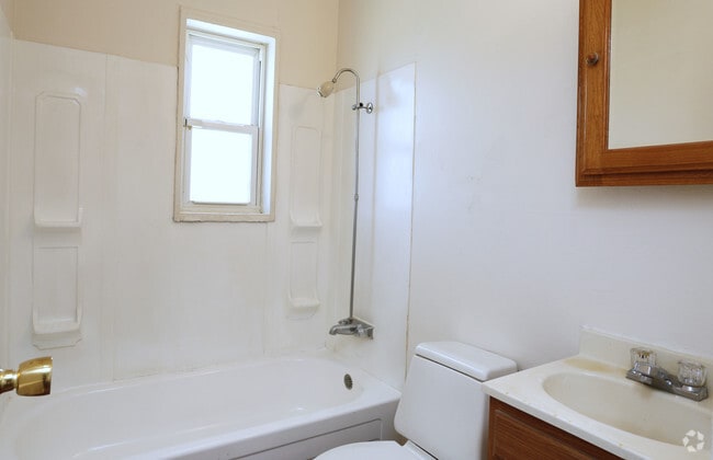 Two Bedroom - barthoom