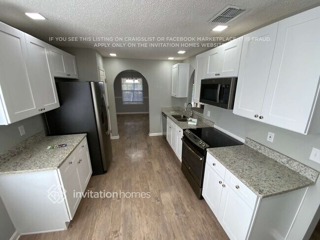 Photo - 11774 Mountain Ash Rd E