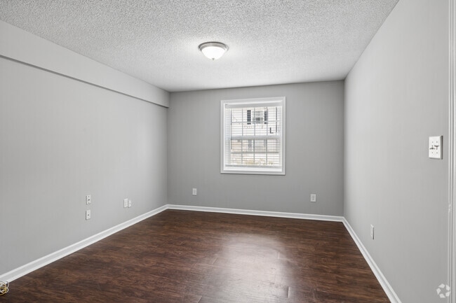 Ziggy 2BR, 1BA - 920SF - Living Room