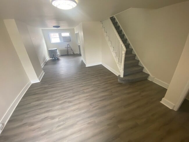 Photo - Gorgeously Renovated 3 Bedroom Townhome in...