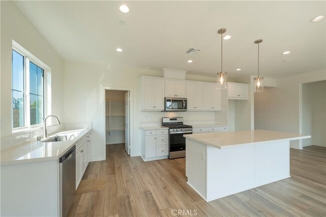 Photo - 9654 Honeyberry Ln