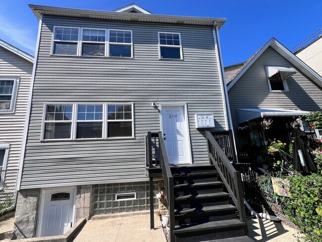 Building Photo - 2714 W Julia Ct Unit 1 Rental