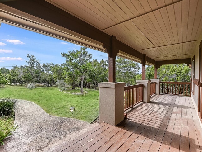 Photo - 1010 Foothills Dr