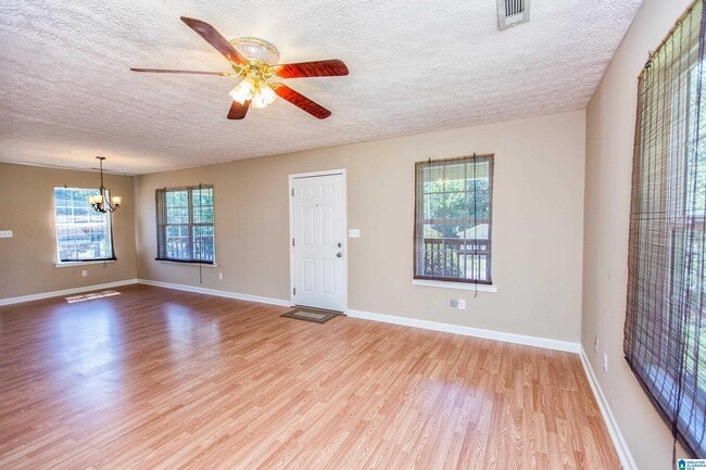 Photo - 2307 3rd Ave S
