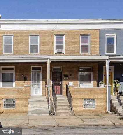 Photo - 2740 E Biddle St Townhome