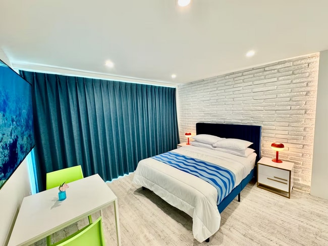 Photo - Stunning Ocean Front Location Unidad A