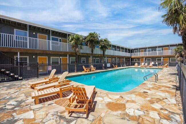 Photo - 2401 Manor Rd Unit 232A